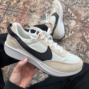 Nike Waffle Debut 8.5